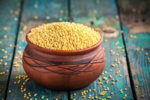 https://www.healthifyme.com/blog/millets-types-benefits-recipes-weight-loss/